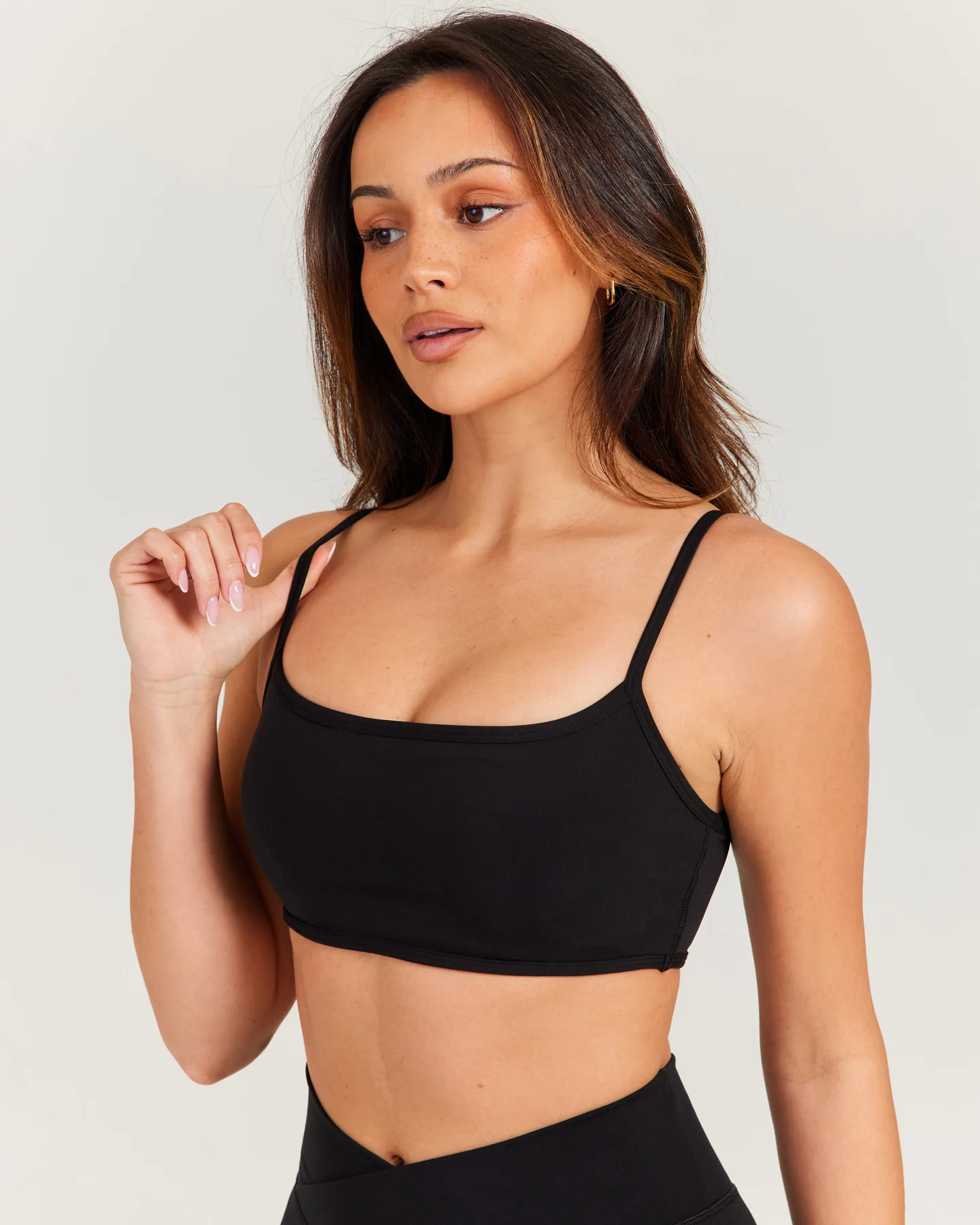 Aura Core Bra - Black - Image 4