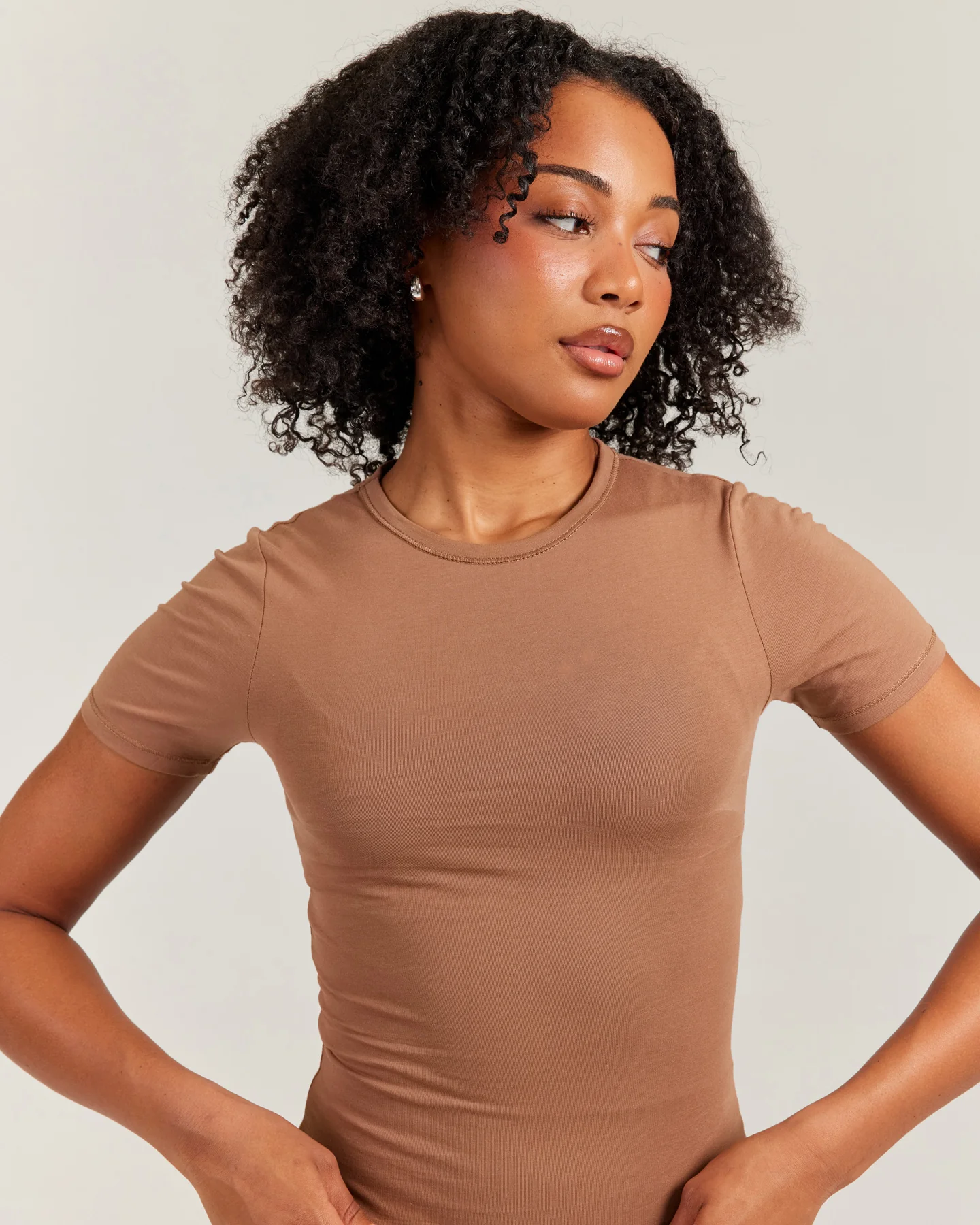 Charm Tee - Brown - Image 4