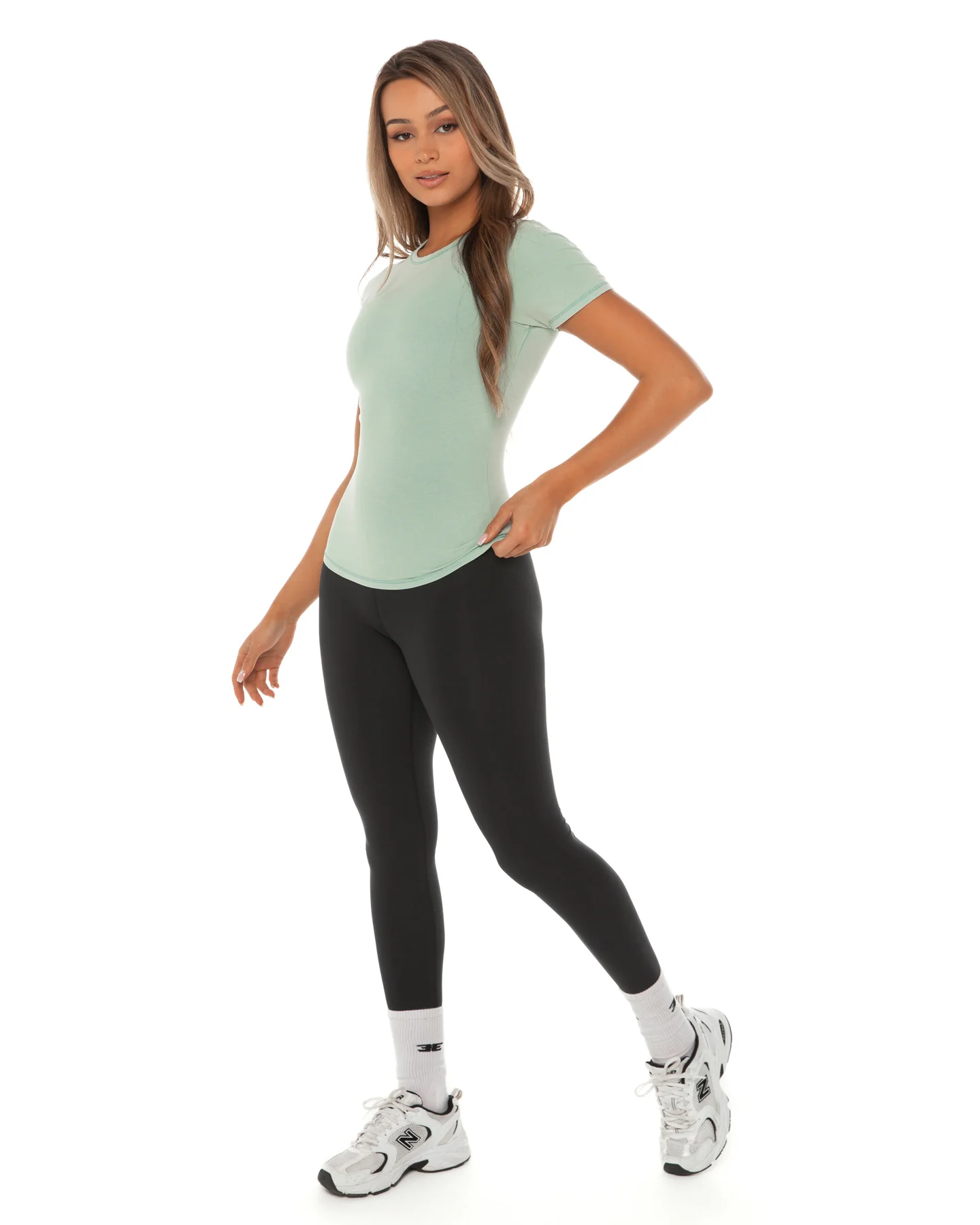 Charm Tee - Green - Image 4