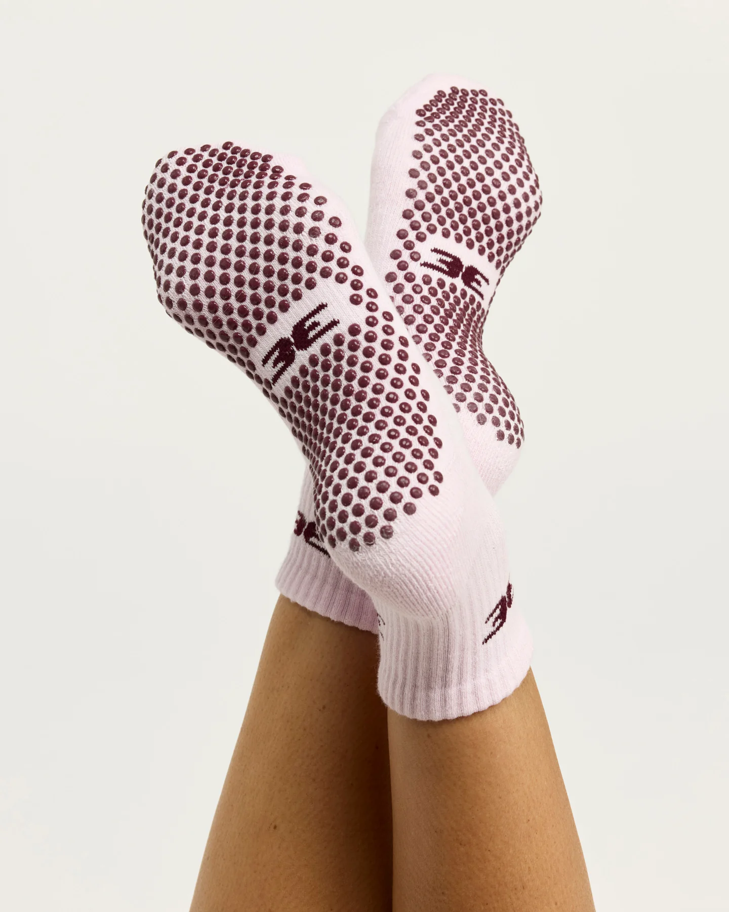 EE Mid Crew Grip Socks - Candy Pink/Cherry Cola - Image 4