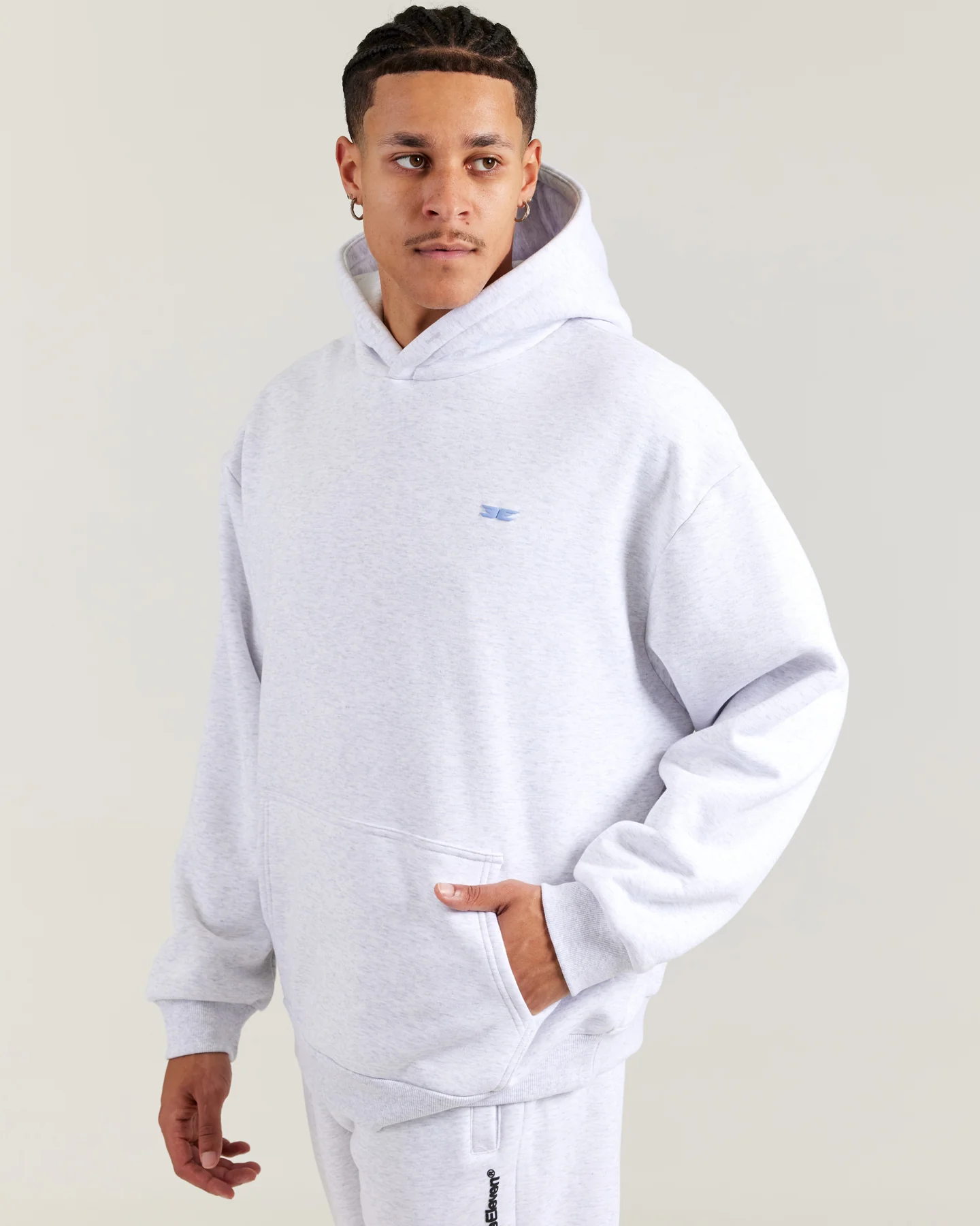 EE11 Hoodie - Polar Grey - Image 6