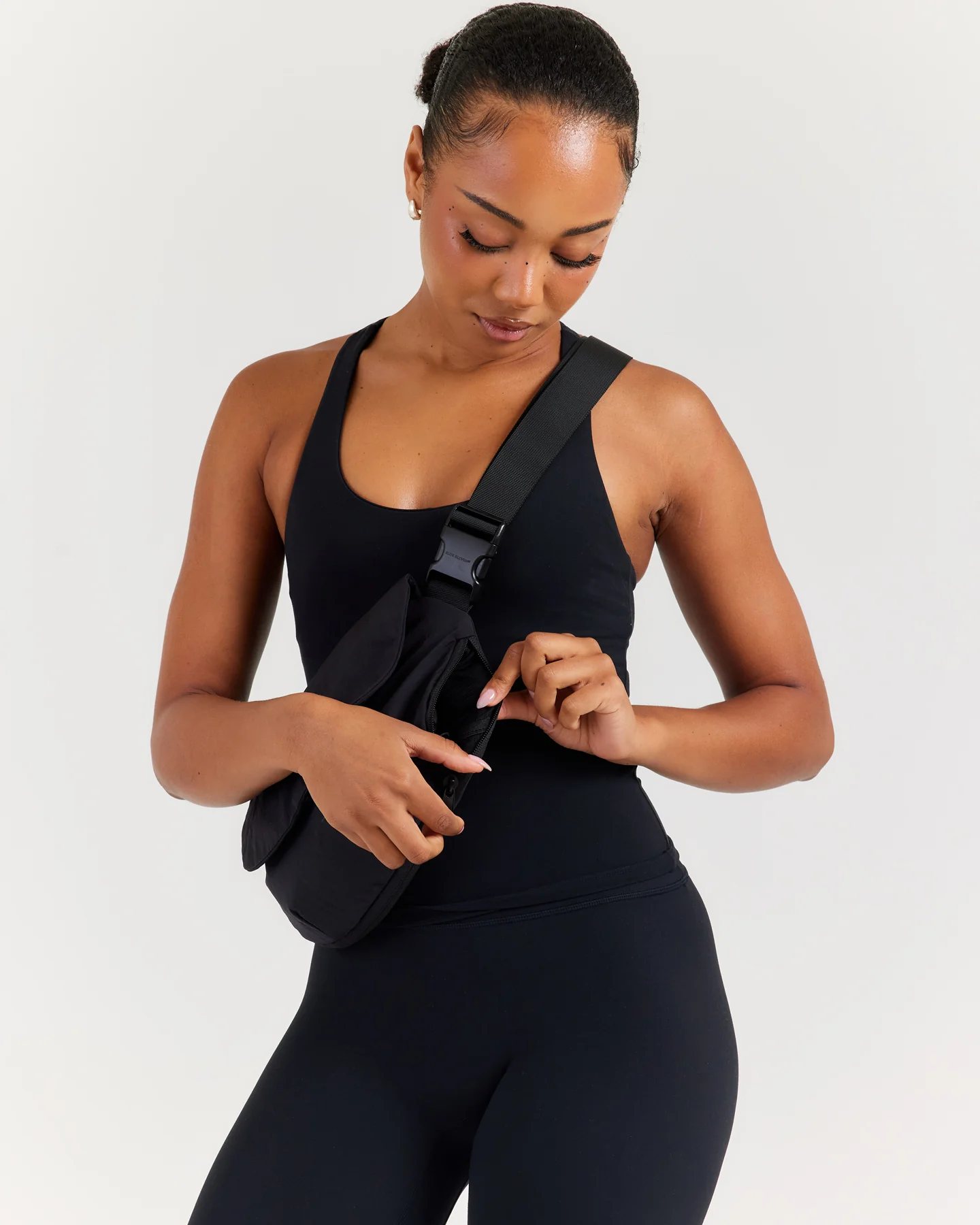 Element Bag - Black - Image 3