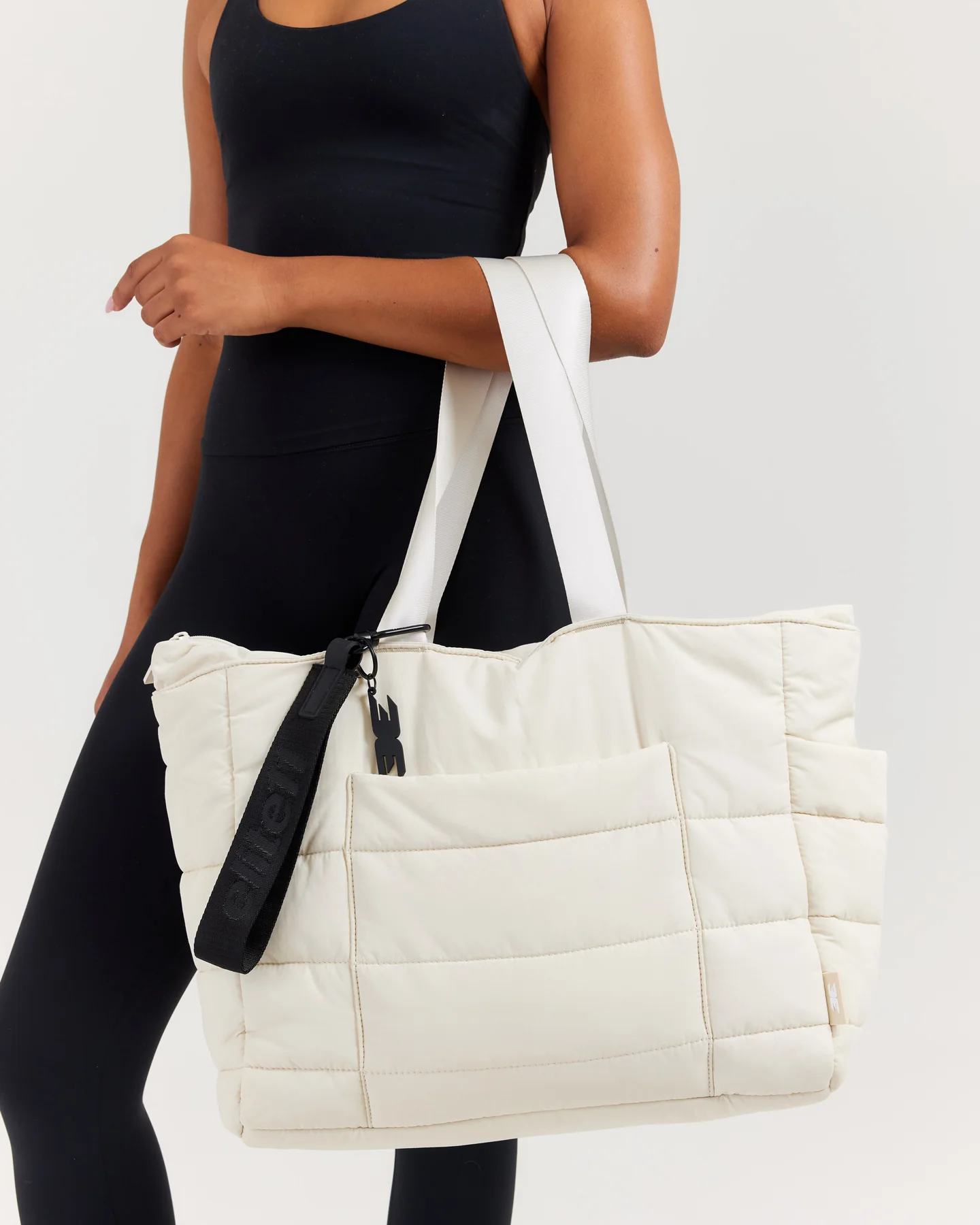 Elite11 Keyring - Black - Image 4