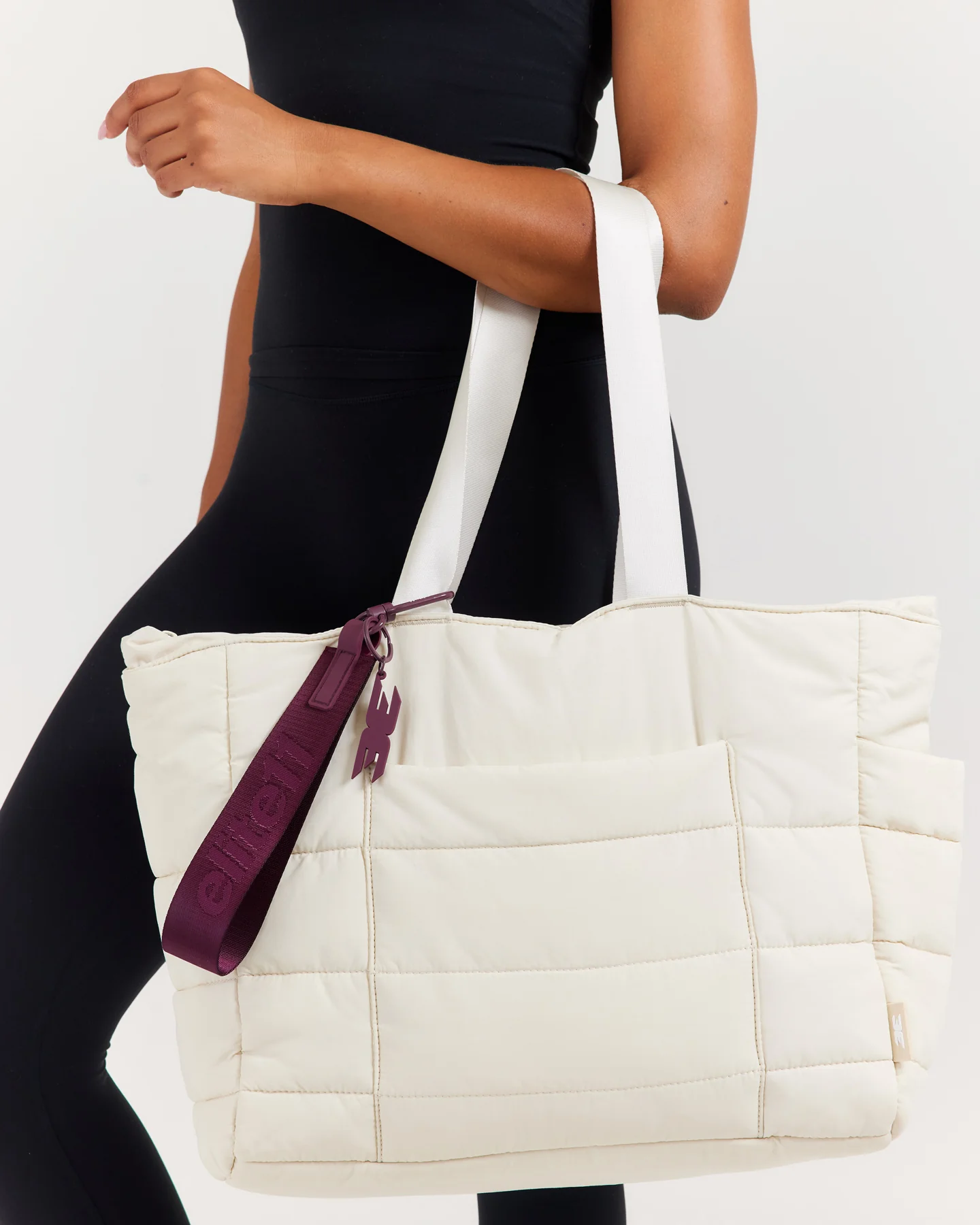 Elite11 Keyring - Cherry Cola - Image 4