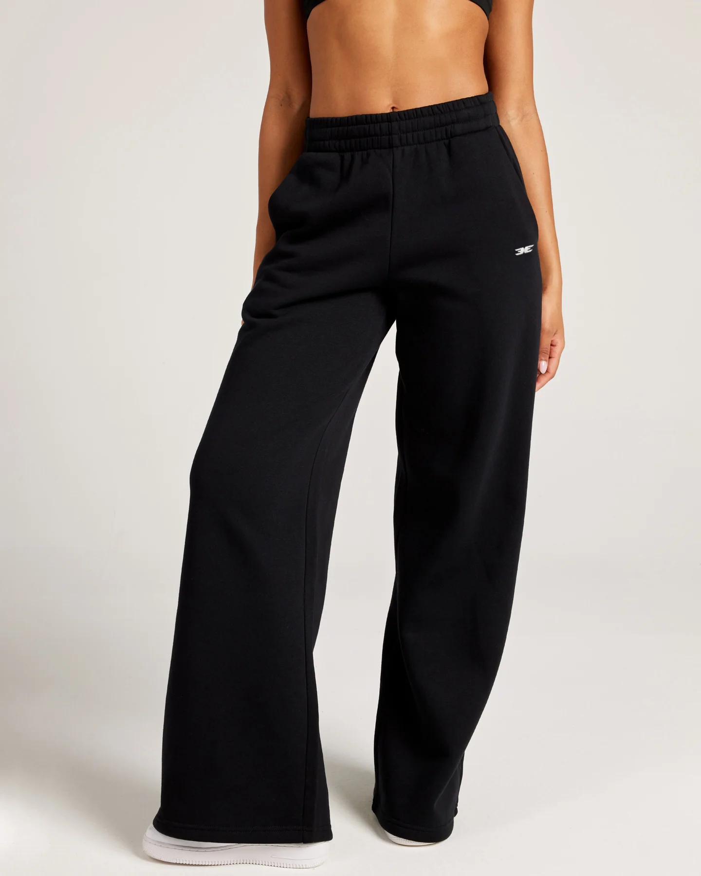 Omni Wide Leg Trackpants - Black - Image 3