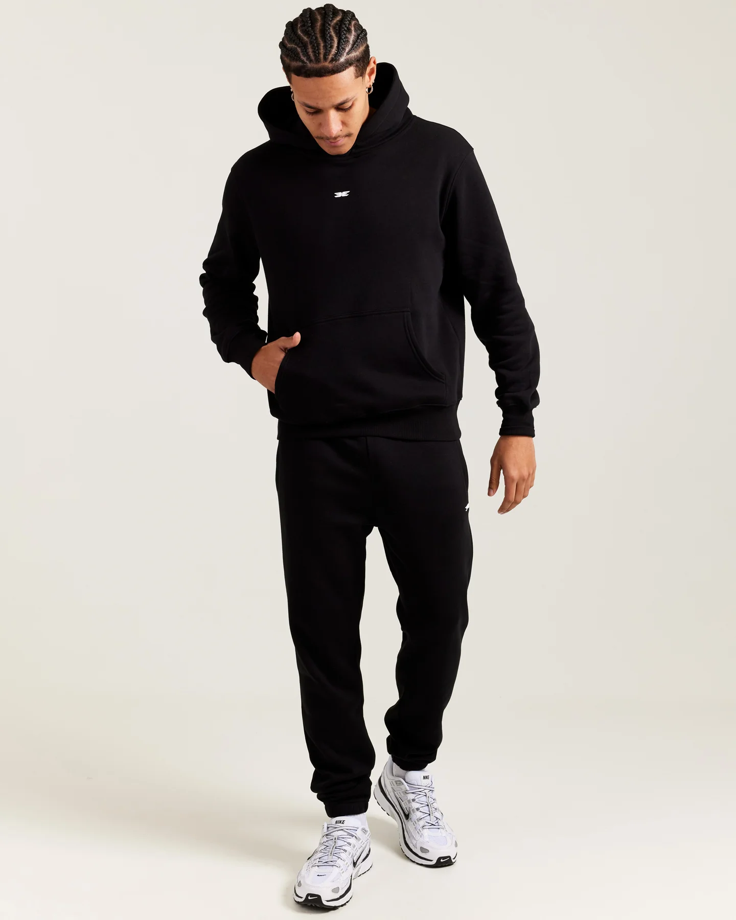 Omni Jogger - Black - Image 5