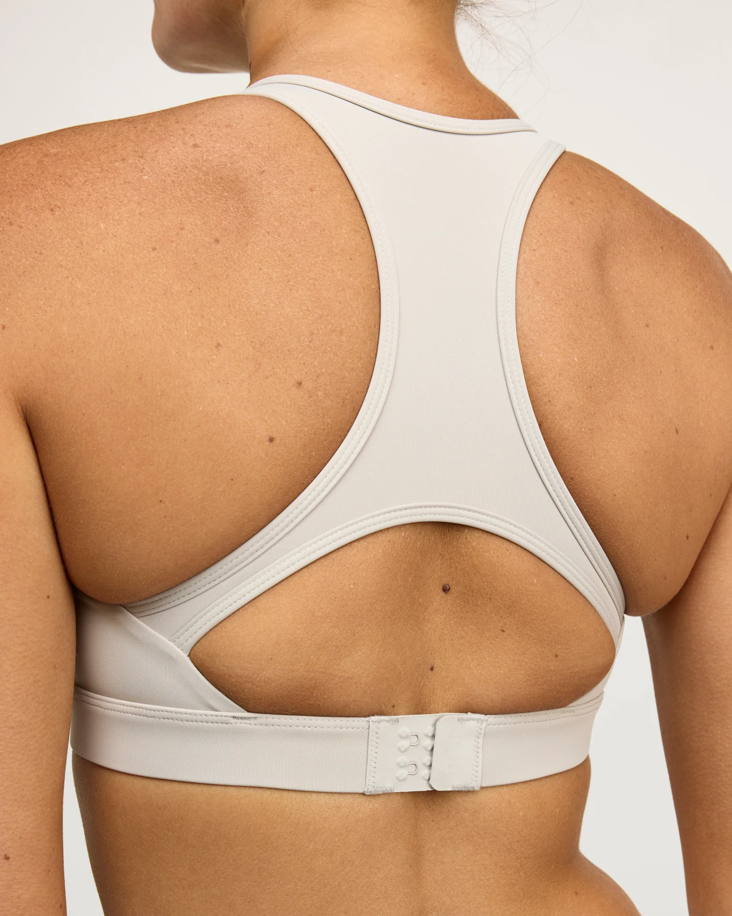 PerForm Core Bra - Stone Grey - Image 4