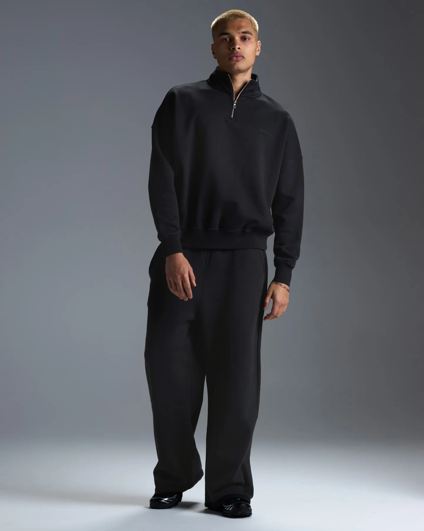 Premium Heavyweight Men's Straight Leg Pants - Black - Image 4