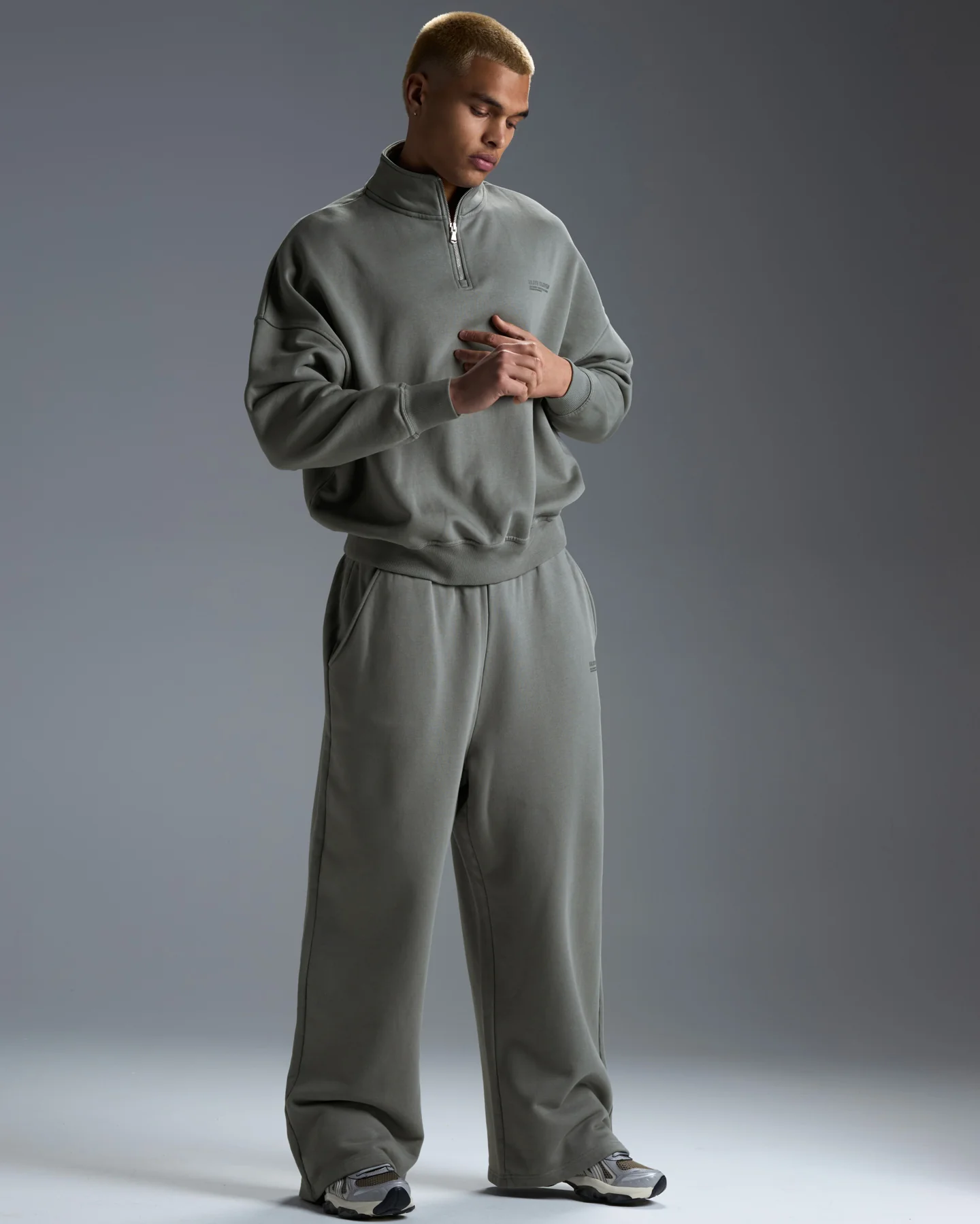 Premium Heavyweight Men's Straight Leg Pants - Fog Green - Image 3