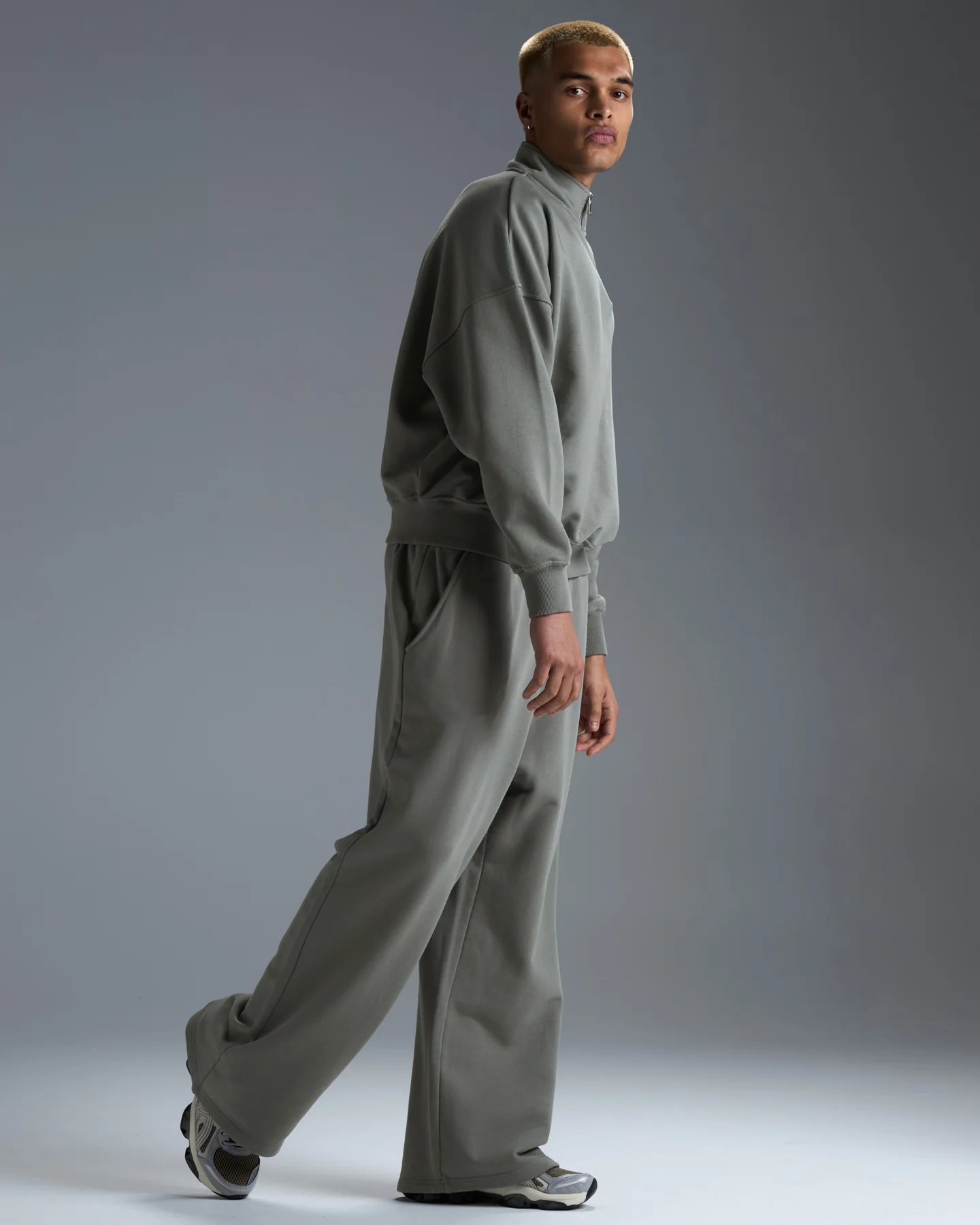 Premium Heavyweight Men's Straight Leg Pants - Fog Green - Image 4