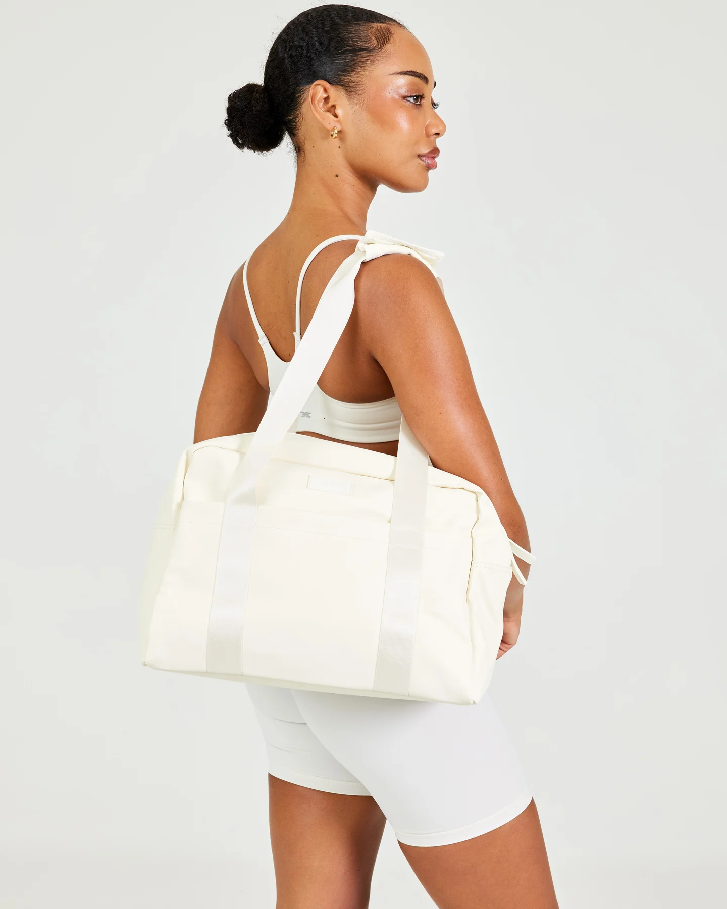 Regular Essentials Bag - Vanilla Latte - Image 3